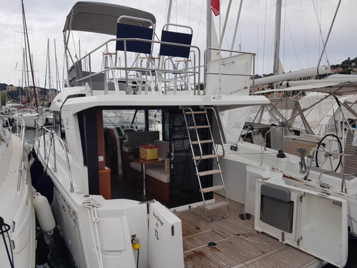 SWIFT TRAWLER 30